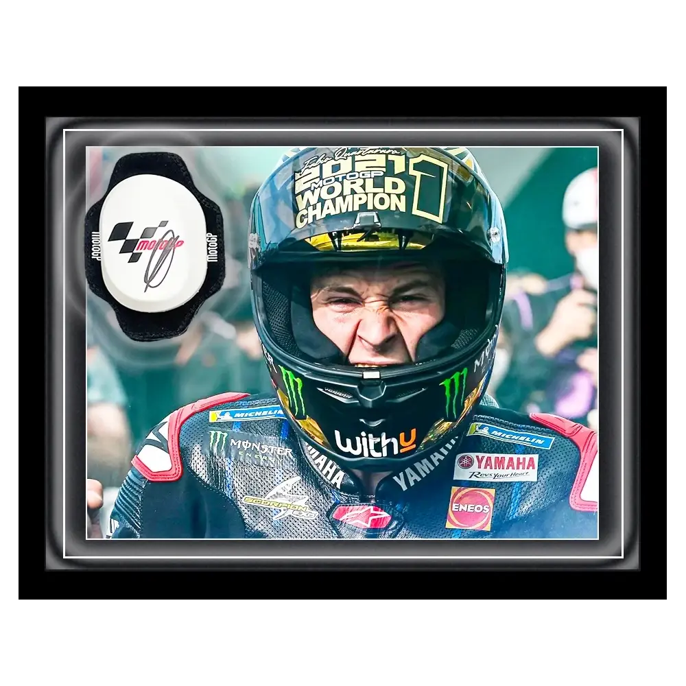 Slider genou MotoGP signé par Fabio Quartararo et encadré Yamaha Factory 2021