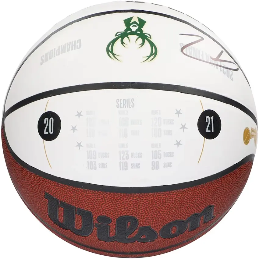 Miniature : Ballon NBA Wilson Autograph Milwaukee Bucks 2021 signé par Giannis Antetokounmpo