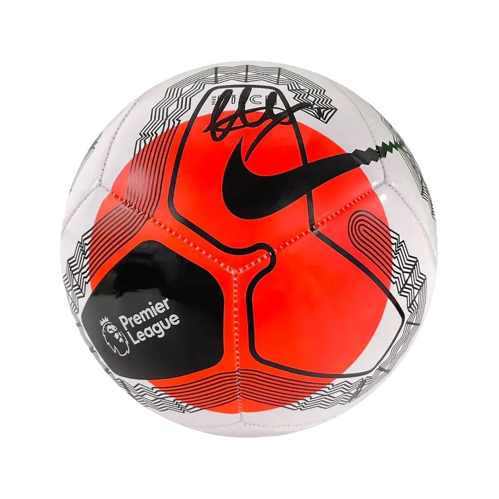 Miniature : Ballon Nike Premier League 2020 signé par Trent Alexander Arnold sous vitrine