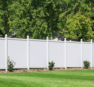 Vinyl Fence installation_edited.jpg