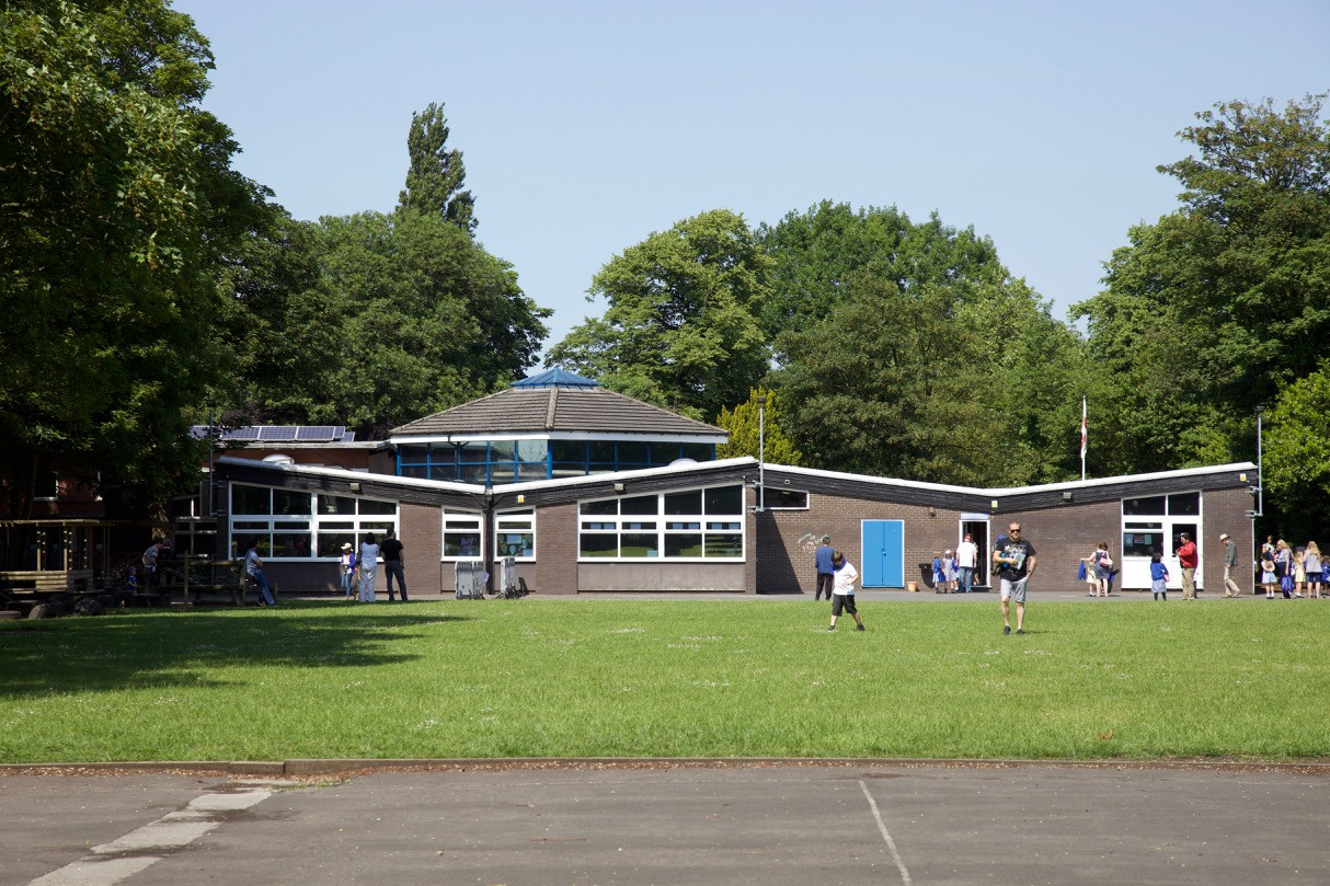 Tithe Barn Primary School Mauldeth Road Heaton Mersey Stockport