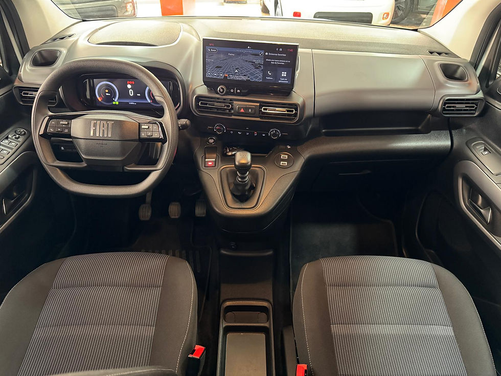 Miniatura: FIAT DOBLO 1.5 DIESEL 100 CV TALLA M