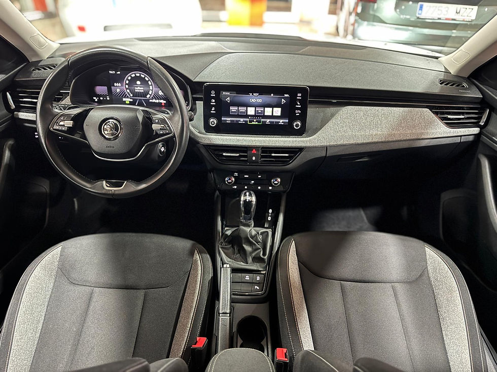 Miniatura: SKODA KAMIQ SELECTION TSI 115 CV DSG