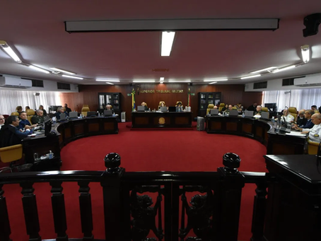 STM julga perda de patente de Bolsonaro e militares condenados