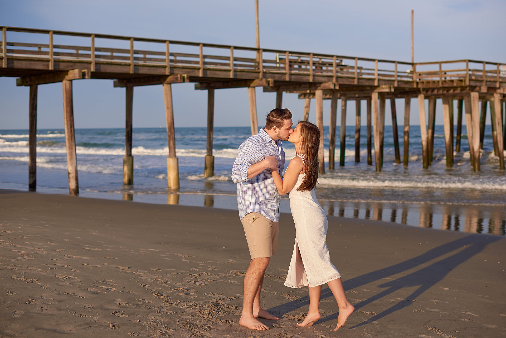 Avalon Beach Engagement Session - Jaclyn Kushner Photography
