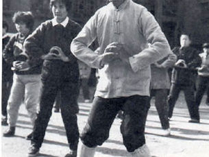 Zhànzhuāng (posizione statica in piedi)