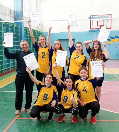 ТРІУМФАЛЬНА ПЕРЕМОГА ВОЛЕЙБОЛІСТОК