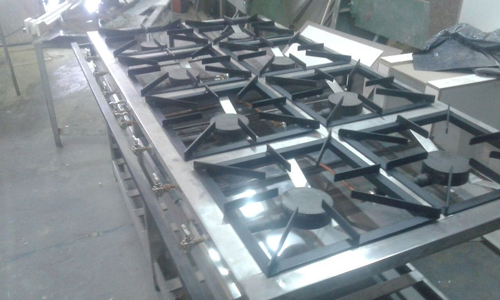 Fogão industrial de seis bocas