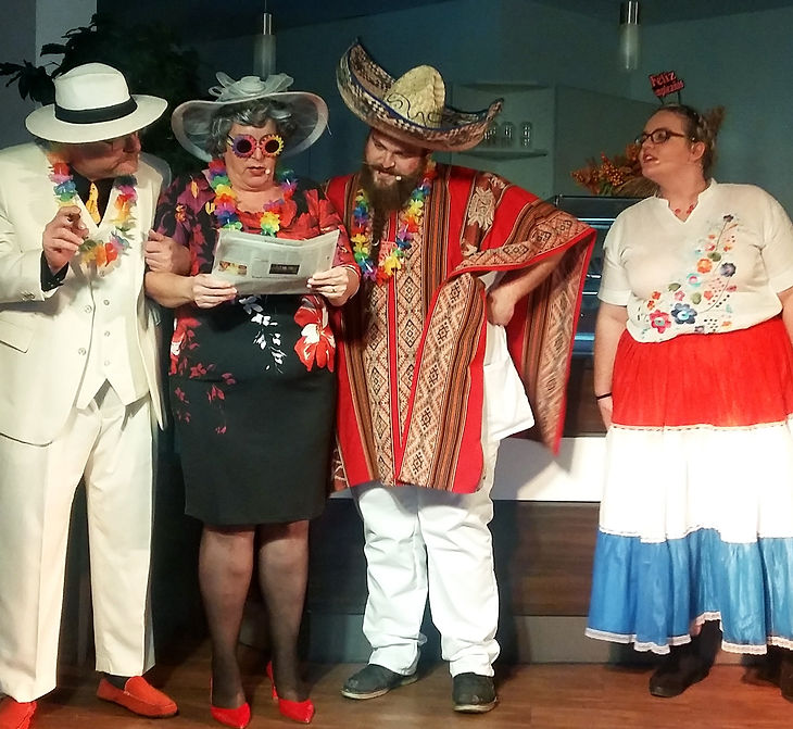 Ein amüsantes Theaterdinner, bei dem Opa Grumme mit seinen Pflegern und Freundin Klärchen nach einer turbulenten Geburtstagsfeier auf Kreuzfahrt geht. Freuen Sie sich auf humorvolle Szenen, lebendige Charaktere und ein unvergessliches Erlebnis!