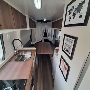 MOTORHOME NOTORIOUS