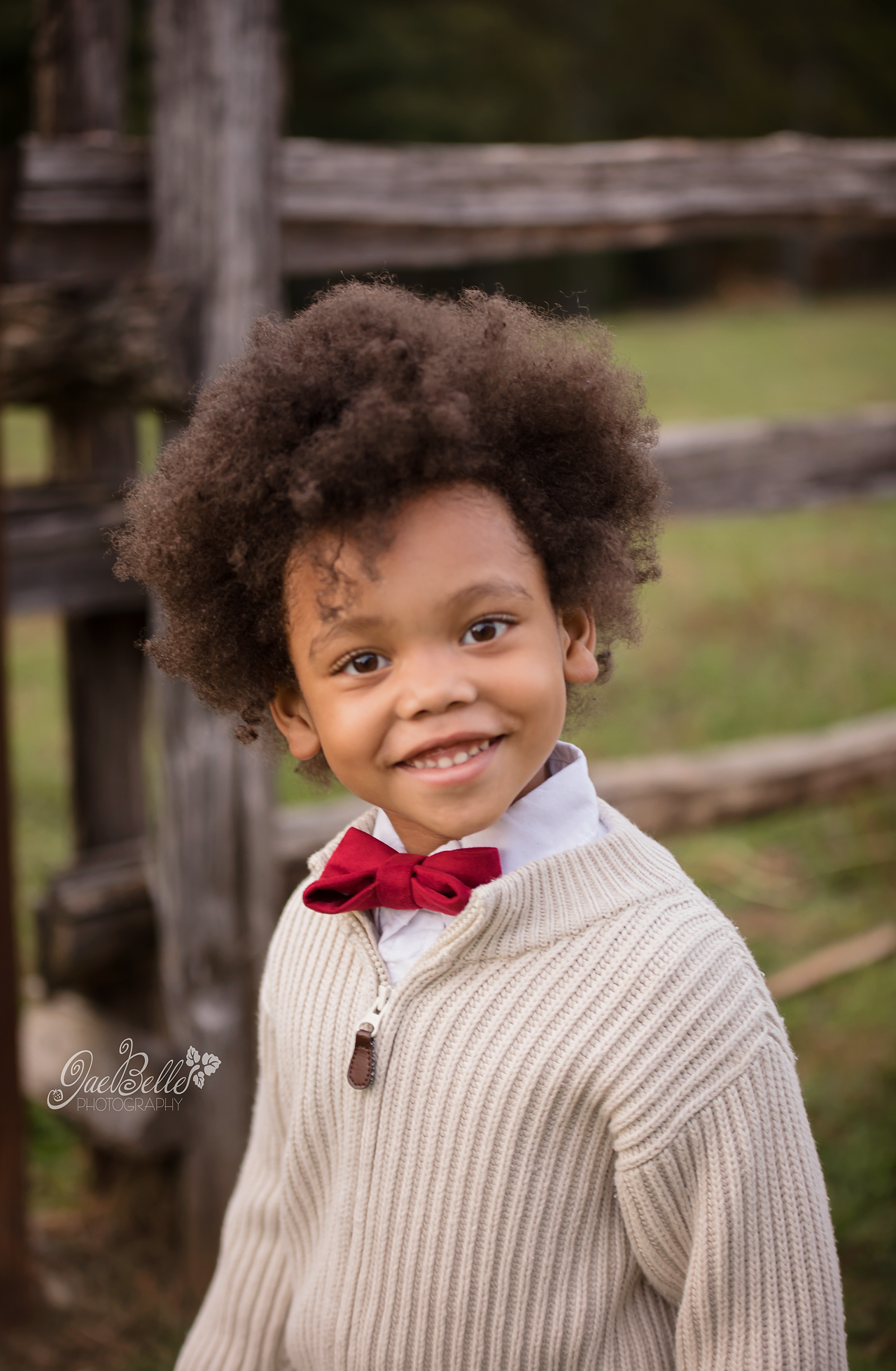 Adorable ring bearer. #whatlovelookslike #jaebellephotography #couplesgoals #fendleyfarmstead #ido #shesaidyes #weddings #weddingphotography #atlantaweddingphotographer #atlantaweddingphotography #atlantawedding #atlantabride #georgiabride #southernwedding #southernbride #barnweddings #georgiawedding #hitched #georgiaweddingphotographer #georgiaweddingphotography #thehulk #wonderwoman #winning #fallwedding #fallbride #octoberwedding #wedding #fendleyfarmsteadllc #ringbearer #kidsatweddings 