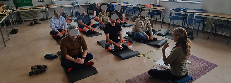 journee yoga bien etre en entreprise.jpg