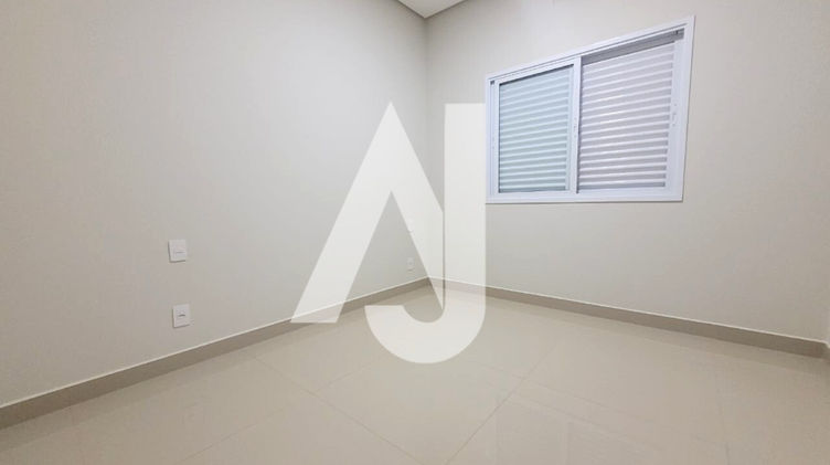 WhatsApp Image 2022-11-10 at 09.57.11 (2).jpeg