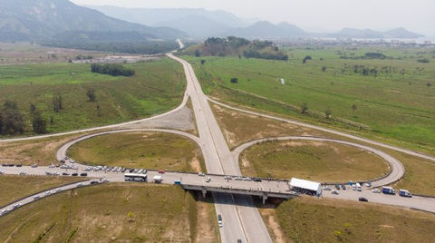 EMPRESA DE FUNDAÇÃO E CRAVAÇÃO DE ESTACA