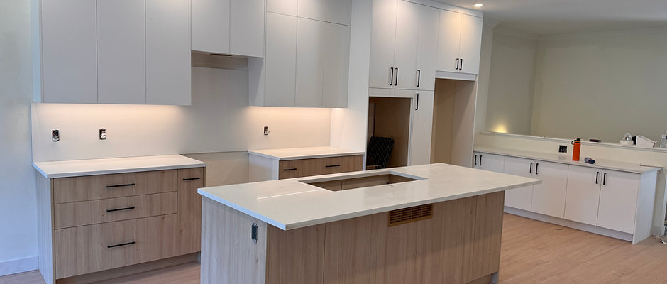 Pure White Quartz Countertop (up to 20 lin/ft), or INSTALLED!!