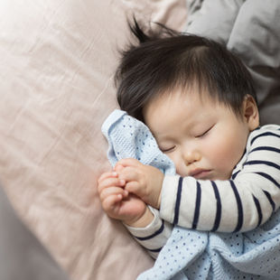 Comment créer un rituel du coucher bébé qui fonctionne vraiment