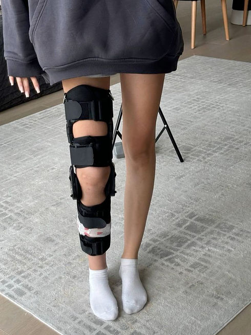 Leg Brace Aesthetic.jpeg