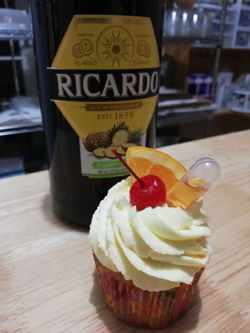Tropical Sunset Cupcakes