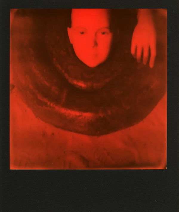 1538147674962-Polaroid001-3-CE.jpg