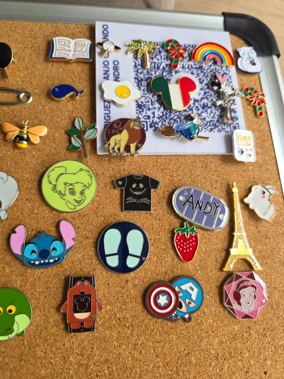 Miniatura: Pines Disney y diferentes modelos