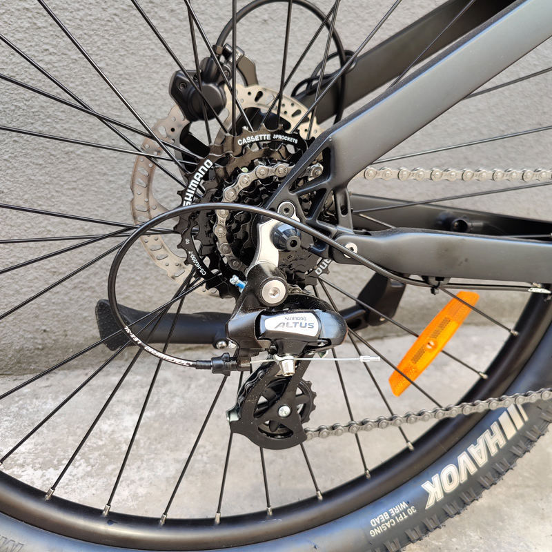 Thumbnail: Mid Motor eMTB with hidden battery Heiz