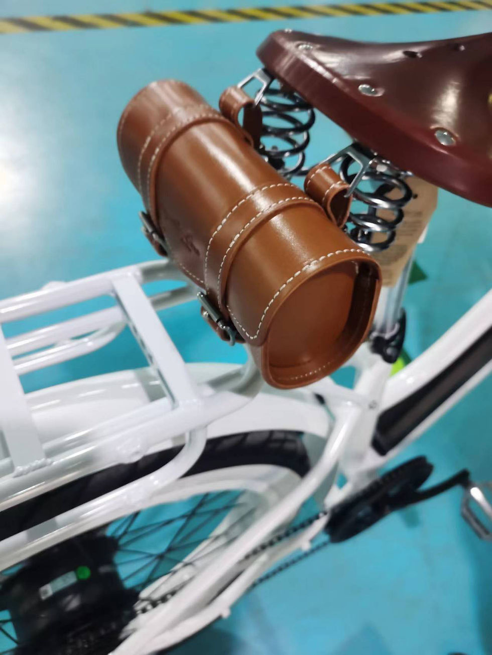Thumbnail: City Step-thru ebike: Dorado for woamn