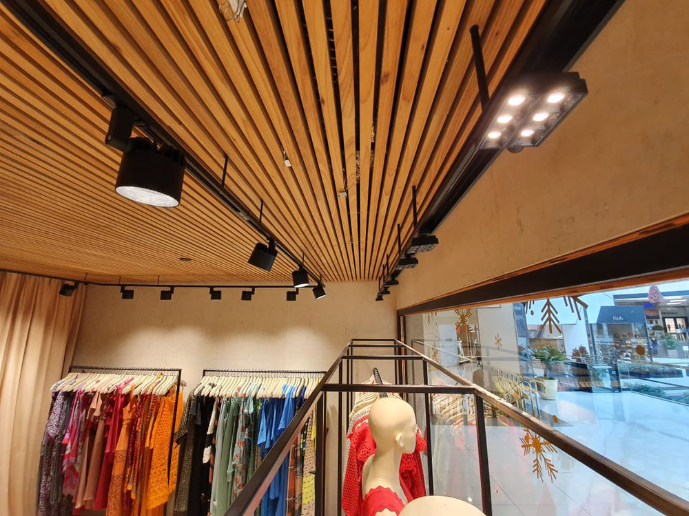 ILUMINAÇÃO DE LOJAS