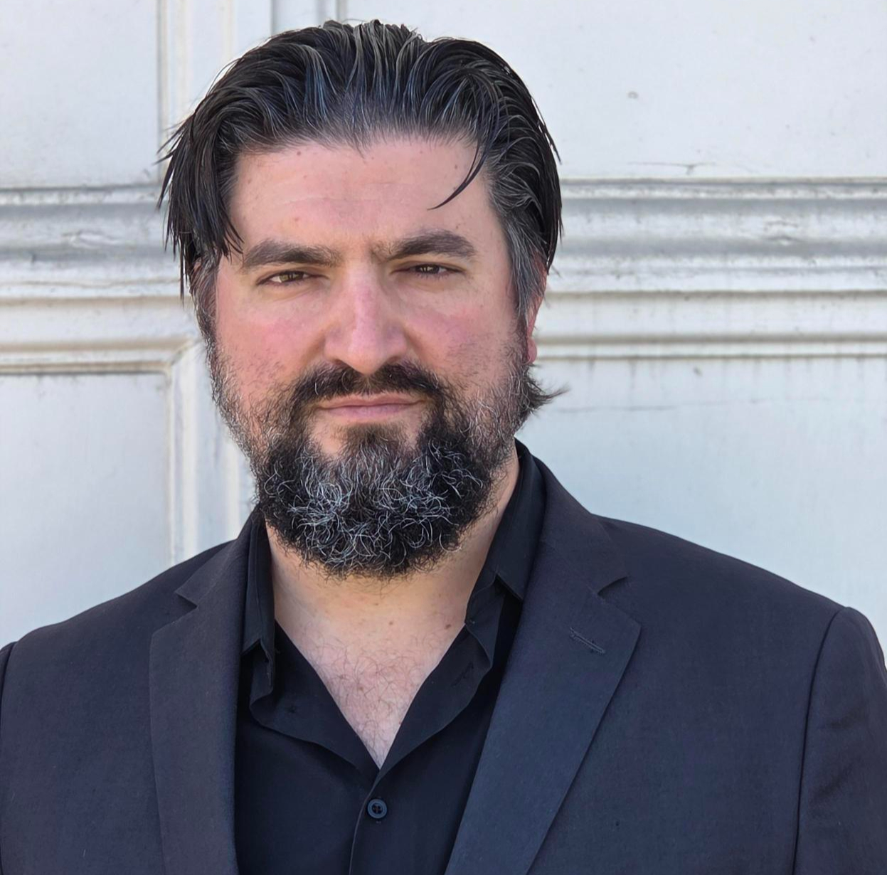 Writer: Thomas Papantonis