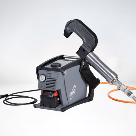 CMO RV-700 Riveting System.