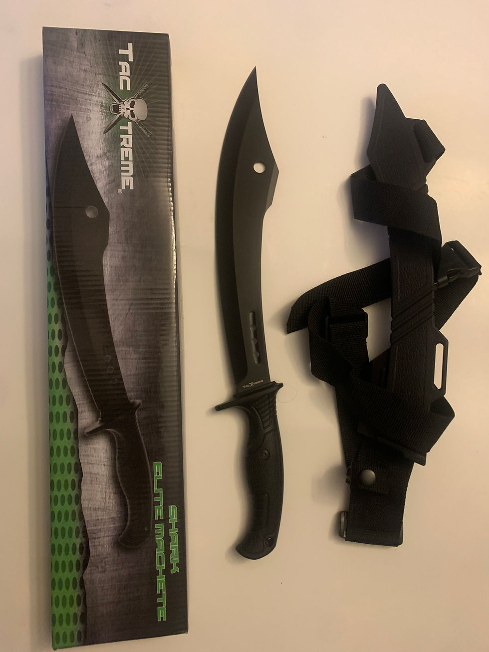 Thumbnail: TacXtreme 18.5in Shark Elite Machete 