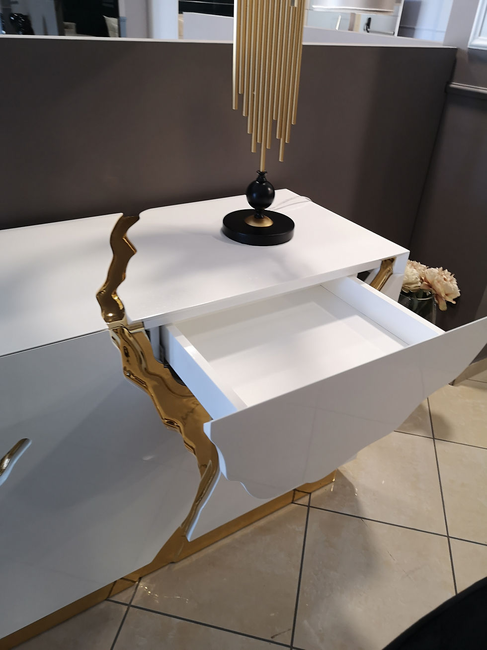 Miniatura: Credenza Diamond