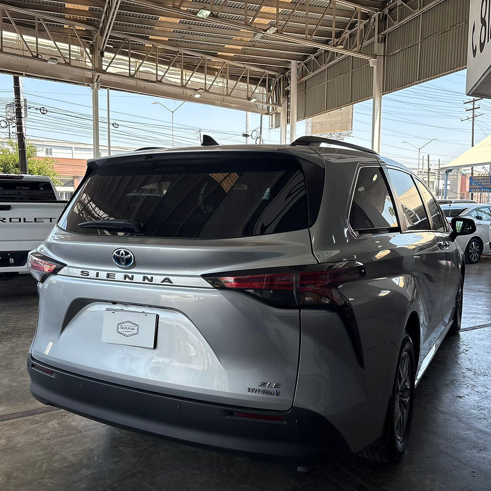 Miniatura: TOYOTA SIENNA XLE HEV 2021
