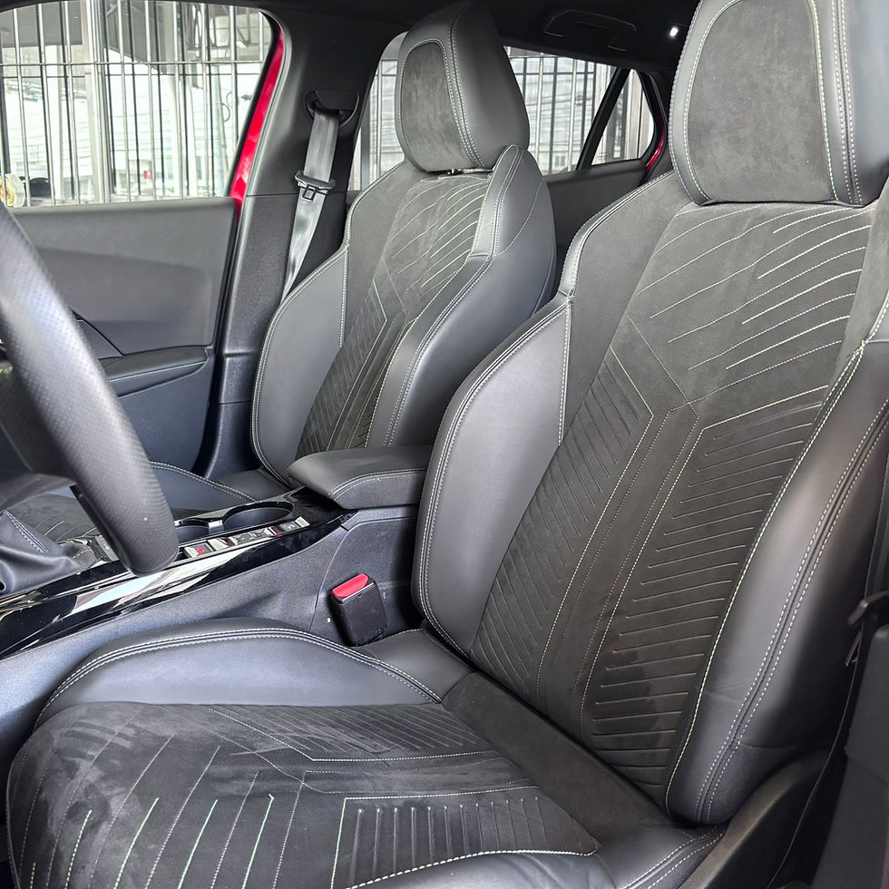 Miniatura: PEUGEOT 2008 GT LINE 2025