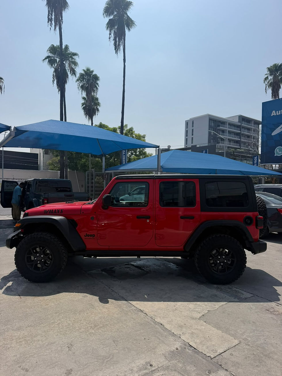 Miniatura: JEEP WRANGLER WILLYS 2024