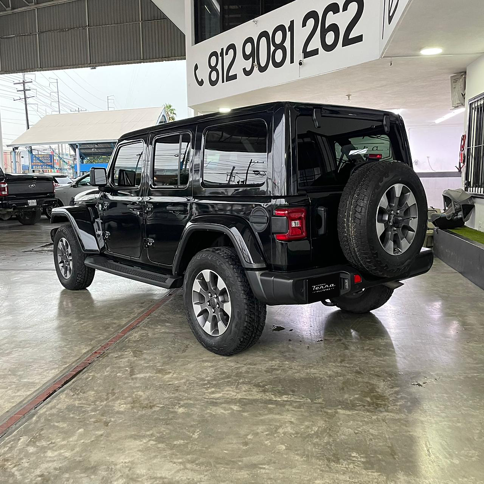 Miniatura: JEEP WRANGLER SAHARA 2021