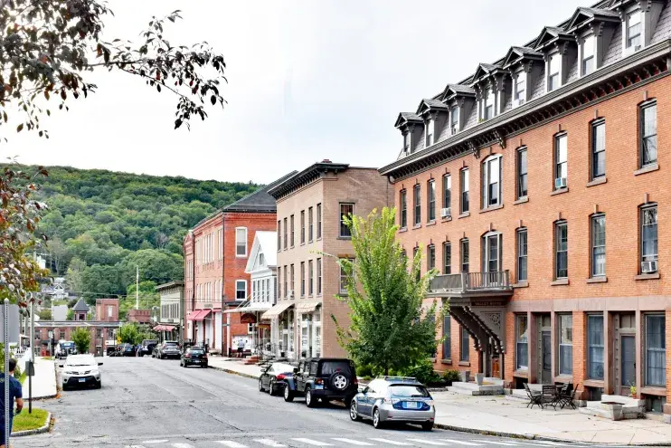 Collinsville-CT-13.webp