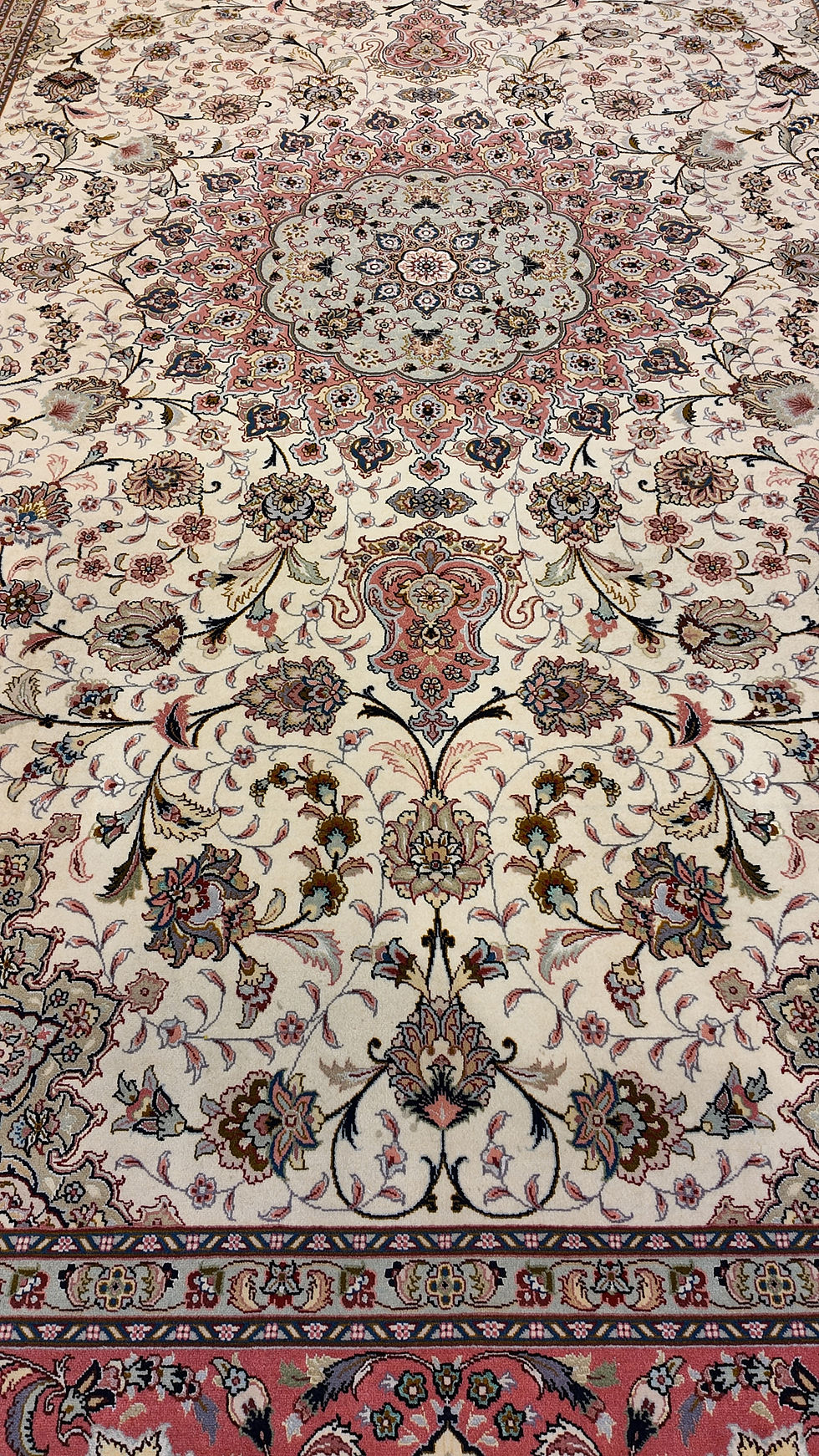 Miniatura: Tappeto Persiano Tabriz 60R in lana con inserti in seta