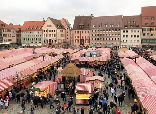 Mercado de navidad de Nuremberg.jpg