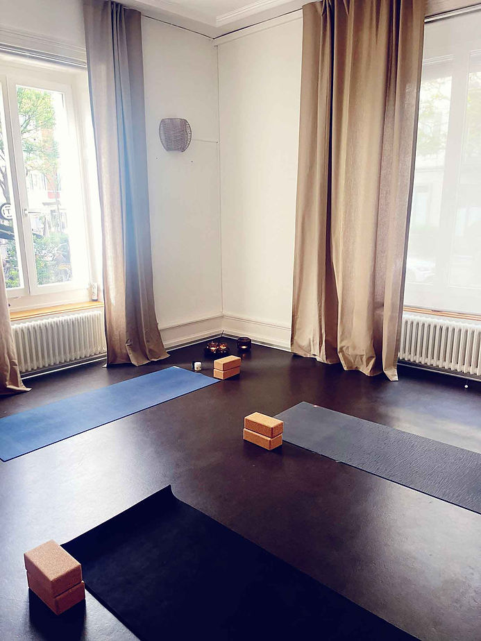 WhatsApp Image 2025-11-21 at 22.23.54.jpg