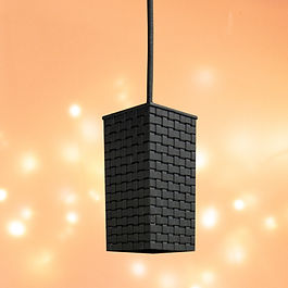 Stainless steel V2A black enamelled

Cable supply line with black copper sheathing 1,800 mm

Suitable for installation above the sauna heater

Information:
Length: 160 mm
B1= 70 mm
B2= 75 mm

max.150° Celsius

Bulb: E14 24V/25W oven bulb

without control gear