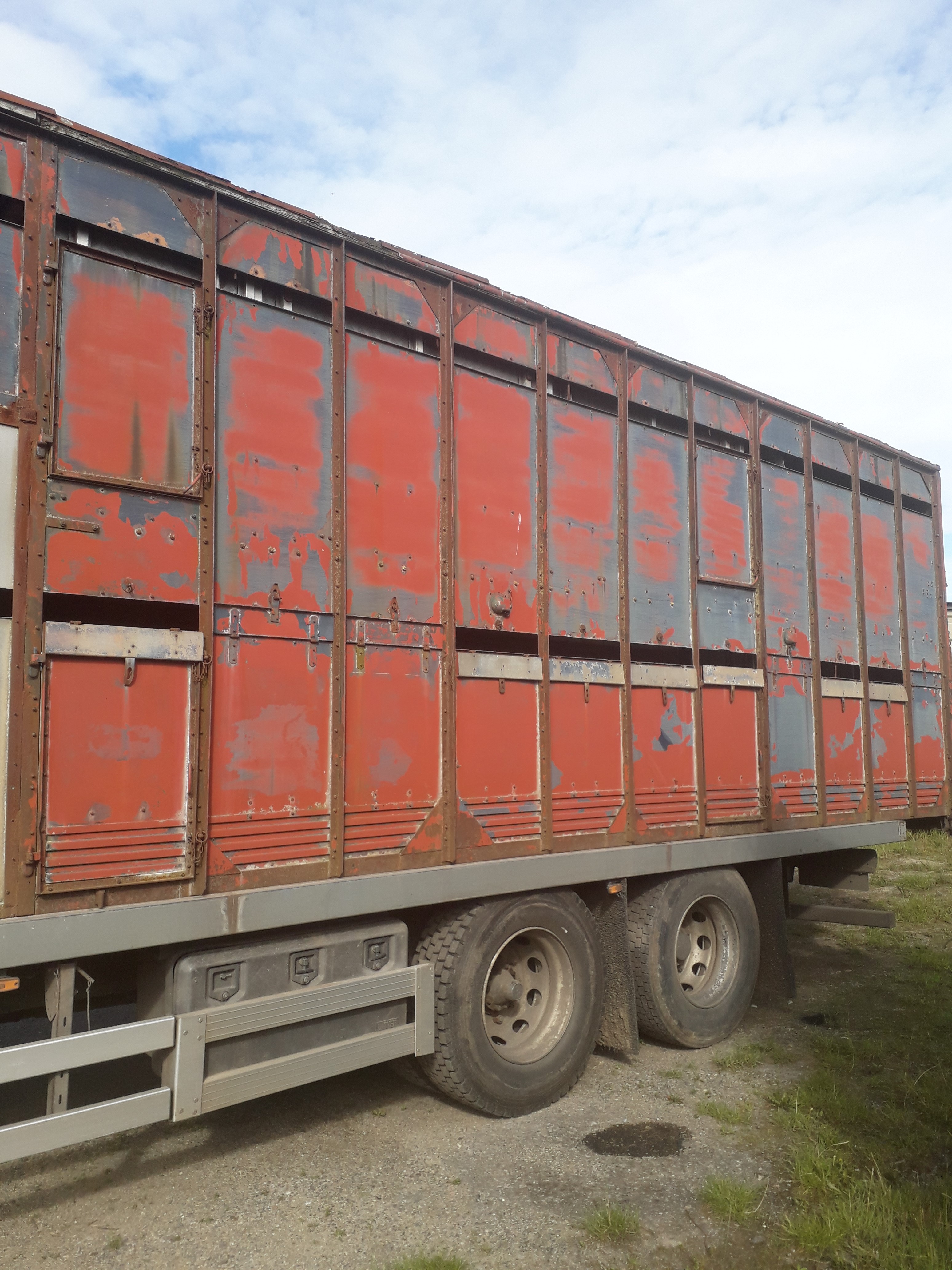Used Livestock Containers Jon Burgess Ltd
