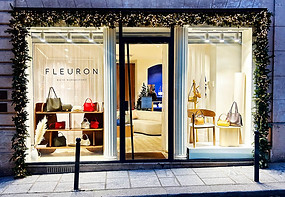 vitrine-noel-fleuron-haute-maroquinerie-paris.jpg