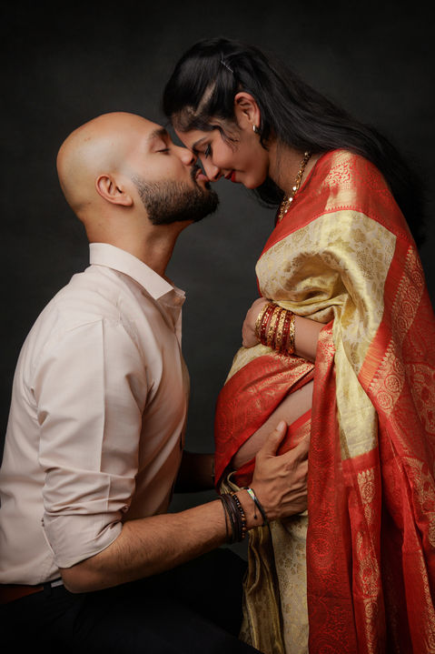romantic maternity couple portrait expecting parents Bristol maternity photography