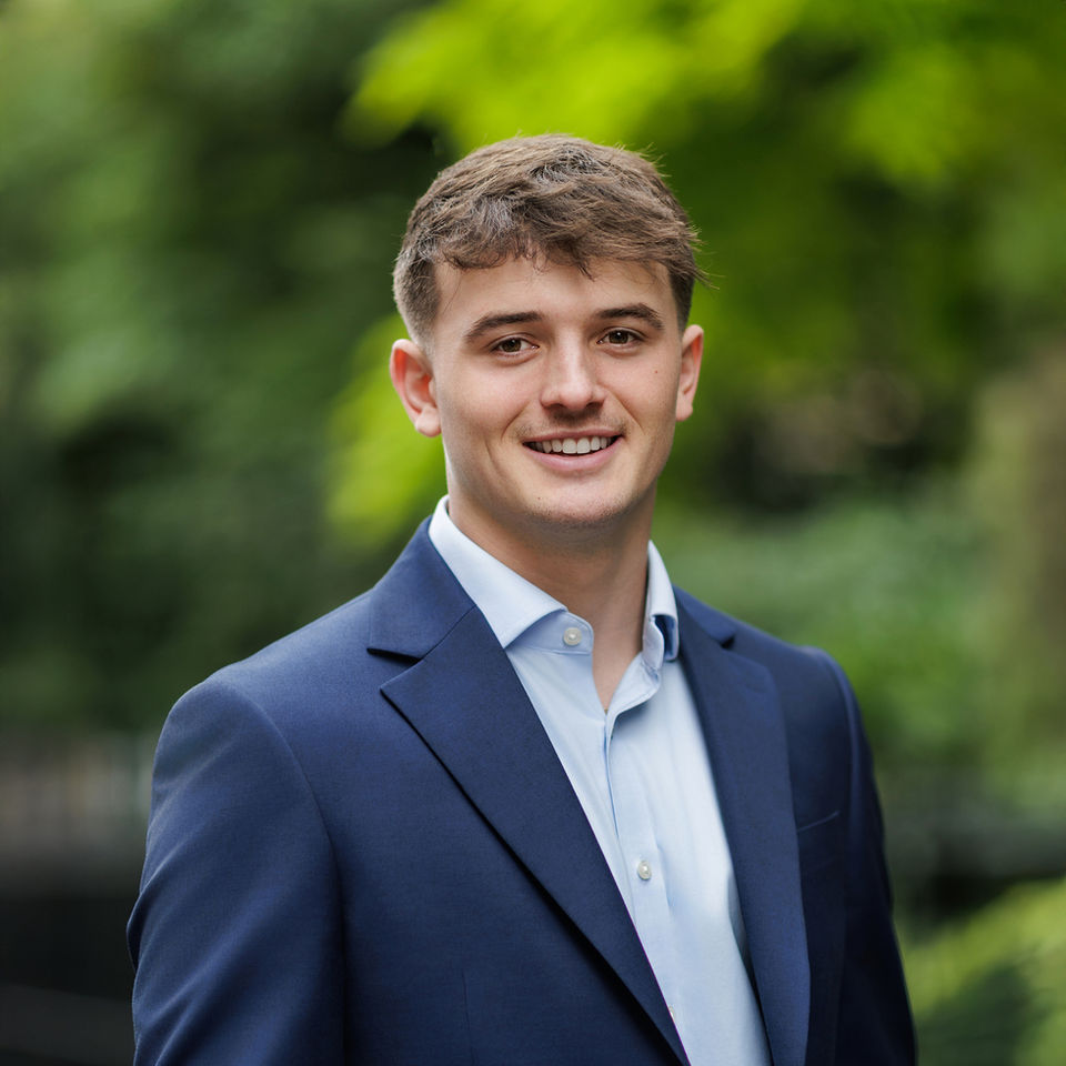 Modern corporate headshot with natural expression, Bristol headshot photographer