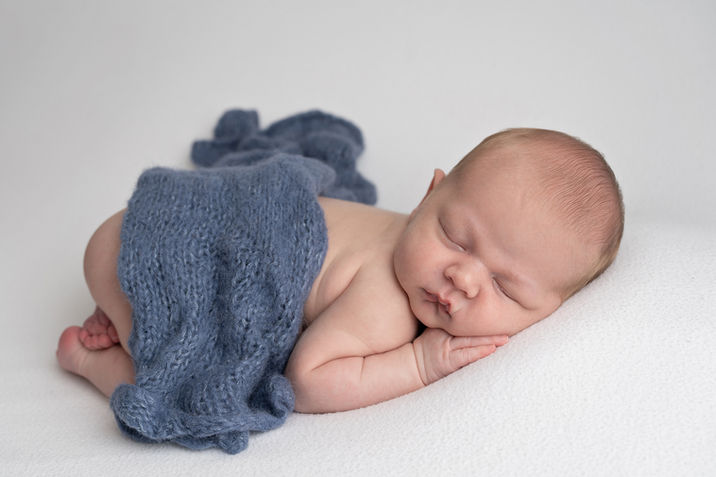 birmingham newborn photographer, newborn photography in birmingham, newborn photoshoot in birmingham