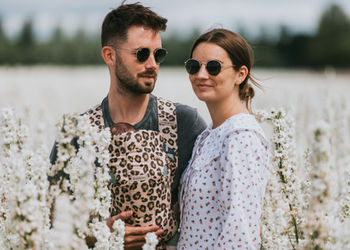 CONFETTI FIELDS PHOTOSHOOT WICK