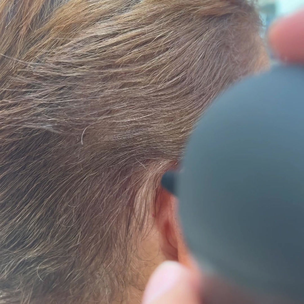 Thumbnail: Hairastase magnetic hair fiber application