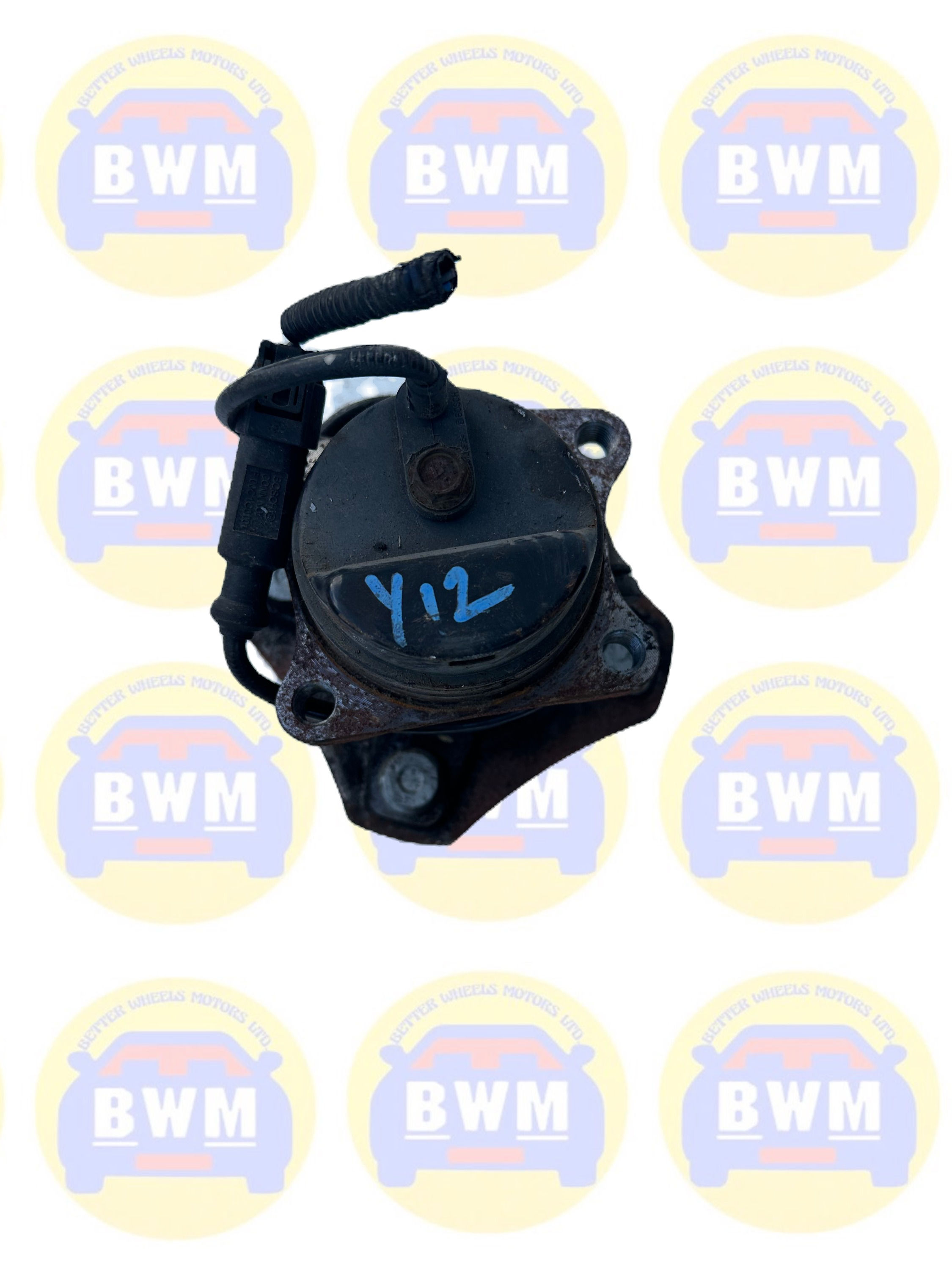 NISSAN WINGROAD- HUB REAR