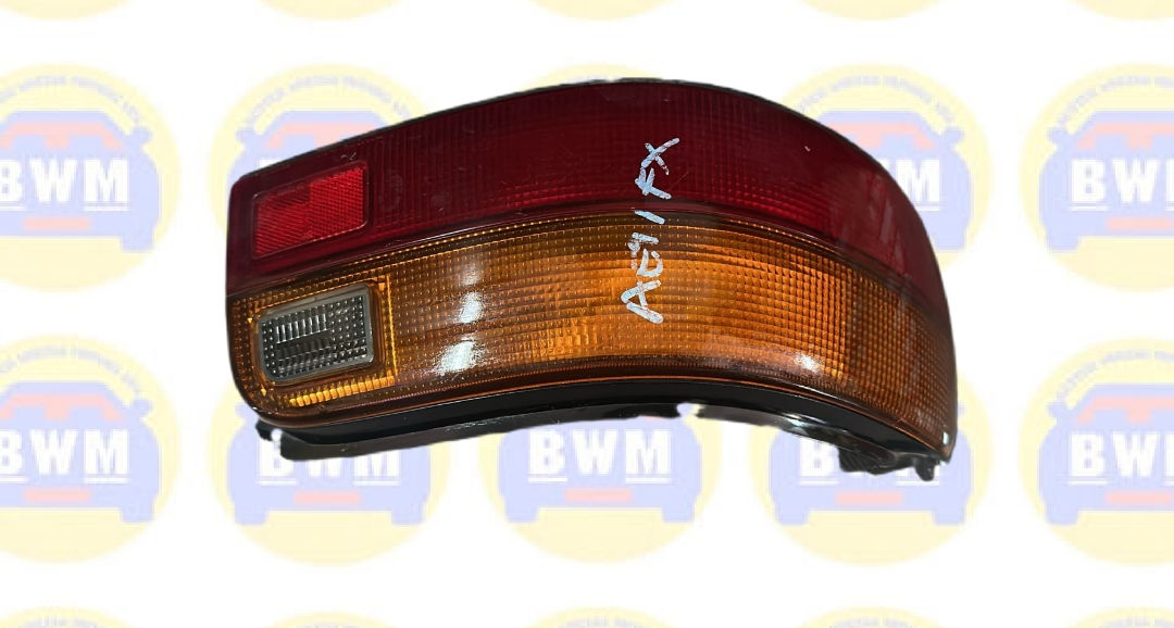 TOYOTA COROLLA AE91 FX - TAIL LAMP RIGHT HAND