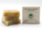 Miniatura: Jabón facial de caléndula y manzanilla natural con empaque ecológico sobre fondo blanco